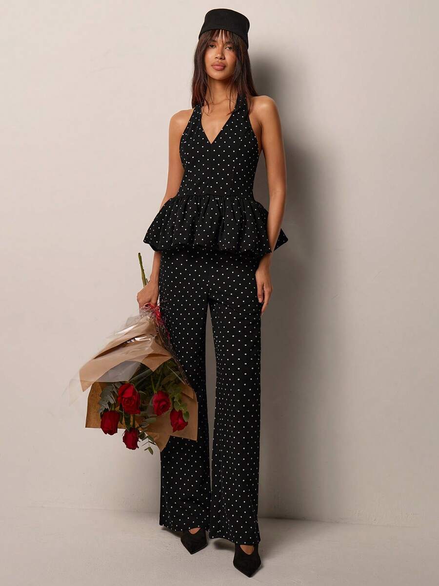 COSMINA 女士V领无袖上衣搭配直筒裤套装，荷叶边领时尚上衣，波点印花，黑色/白色波点，优雅夏季套装，适合婚礼宾客、度假、街头风、日常穿着，弹力针织面料。 - 黑與白 - 查看 1