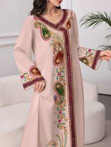 SHEIN Najma 腰果花几何刺绣印花V领女士长袖连衣裙，优雅阿拉伯时尚服饰，春夏款 - 彩色 - 查看 3