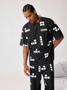 Tetris™ X SHEIN 男士圆领格子字母印花短袖上衣和裤子休闲家居服套装 - 黑色 - 查看 3