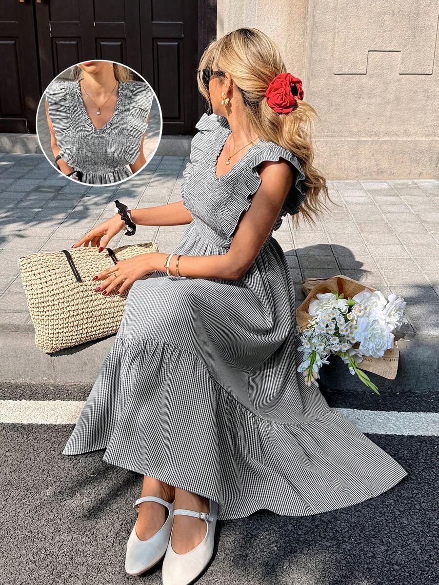 Pariaura Women's V-Neck Black And White Checkered Print Ruffled Long Dress, Spring/Summer Vacation Dress, Valentine's Day Date Dress, Birthday Dress, Beach Vacation Dress, New Spring/Summer Dress, Elegant Office Commuting Dress, Gathered Design, Slimming Long Dress Ruffle Maxi Dress Women Vacation Dress French Style Dress Black And White Dress - Black - View 1