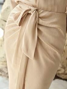 MOTF PREMIUM 女士梭织条纹褶裥系腰开衩半身裙 - 卡其色 - 查看 2