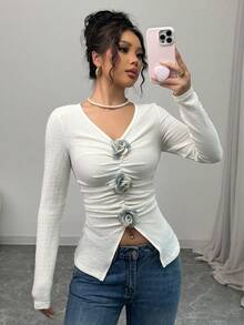 Modelyn 女士杏色针织3D立体花卉长袖收腰褶皱修身T恤 - 杏色 - 查看 3