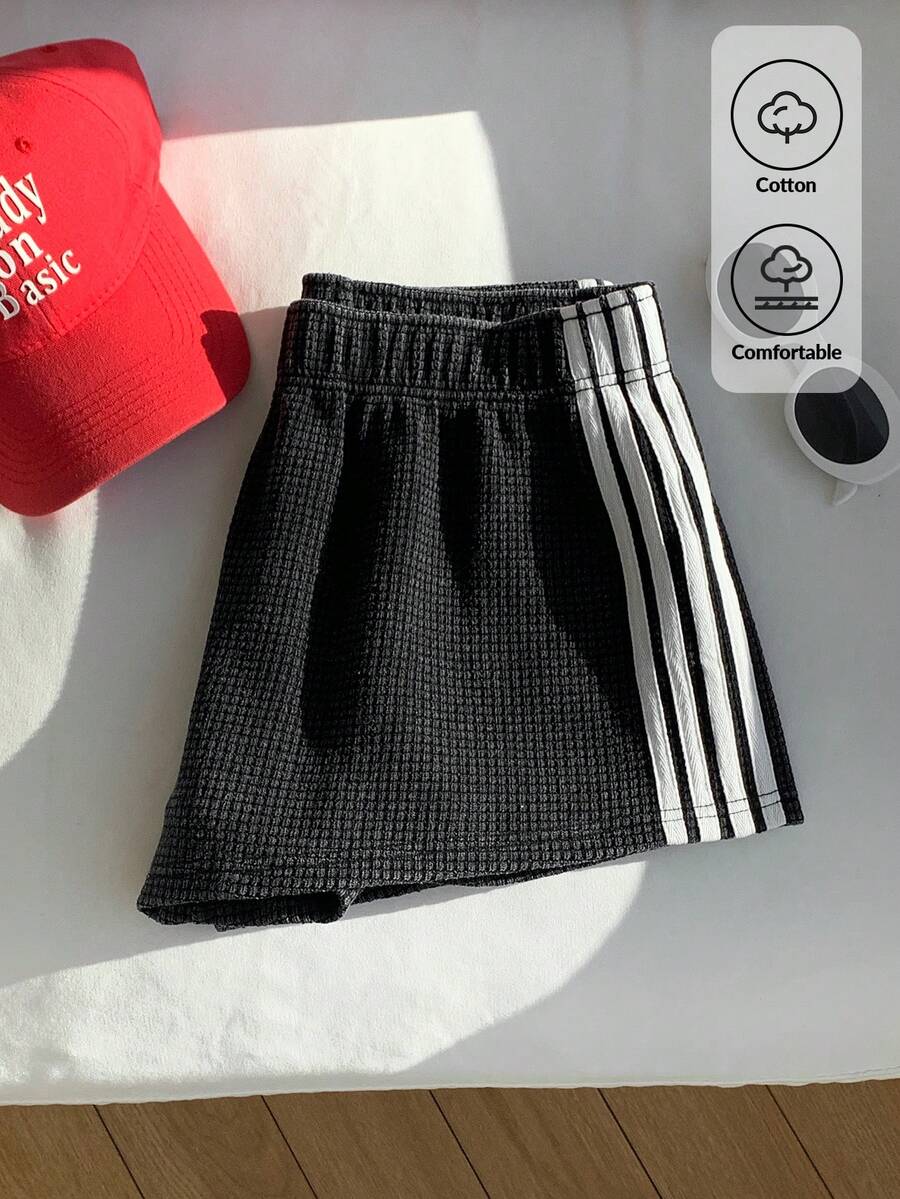 Comfortcana 女士休闲华夫格水洗棉质纹理面料弹力腰带撞色条纹侧边短裤，适合运动、日常通勤，2026年夏季新款春夏时尚女装，适合海滩度假休闲穿着。 - 彩色 - 查看 1