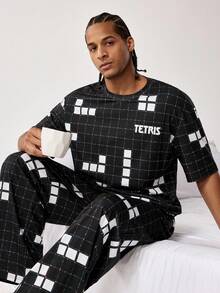 Tetris™ X SHEIN 男士圆领格子字母印花短袖上衣和裤子休闲家居服套装 - 黑色 - 查看 7