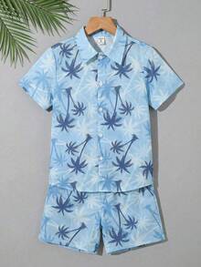 SHEIN 两件套男童休闲校服/度假印花衬衫短裤套装，适合通勤、上学、日常休闲、运动、春夏穿着。 - 彩色 - 查看 4
