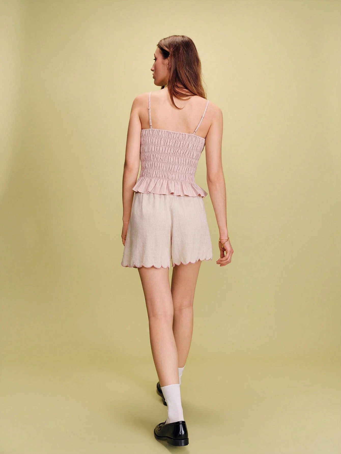 High-Waisted Beige Linen Shorts With Scalloped Hem And Colorful Floral Embroidery Spring Summer Vintage Vacation Holiday Outfits French Style Parisian Style Resort Outfit
