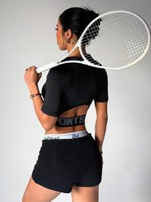 Dewbera 女士运动Polo衫，短袖，弹性下摆，交叉Polo领，修身剪裁，适合日常休闲穿着、跑步、瑜伽、健身、网球、高尔夫、春夏穿着。 - 黑色 - 查看 2