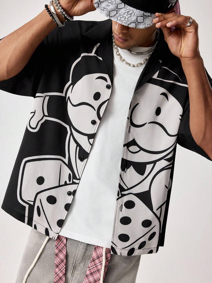 MONOPOLY X SHEIN 男士休闲卡通印花短袖衬衫，夏季 - 黑色 - 查看 1