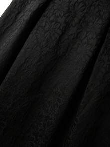 GlowEve CURVE 大码女式花卉提花简约A字裙，优雅休闲，适合办公室通勤和度假穿着 - 黑色 - 查看 4