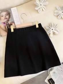 GlowEve CURVE Chân váy dáng suông thanh lịch dành cho người có thân hình đầy đặn, thích hợp mặc đi làm, chất liệu cao cấp với họa tiết hoa 3D tinh tế, thời trang cho các buổi gặp gỡ. - màu đen - Xem 2