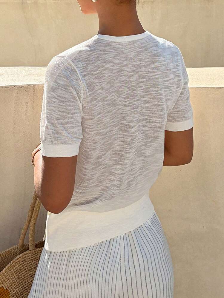 Solid Color Fitted Lightweight Round Neck Short Sleeve Casual Summer Top For Women