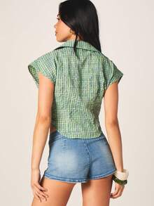 MISSGUIDED 女士绿色格子短袖翻领衬衫，纽扣前襟，露脐短款上衣，春夏休闲系腰上衣 - 綠色 - 查看 3