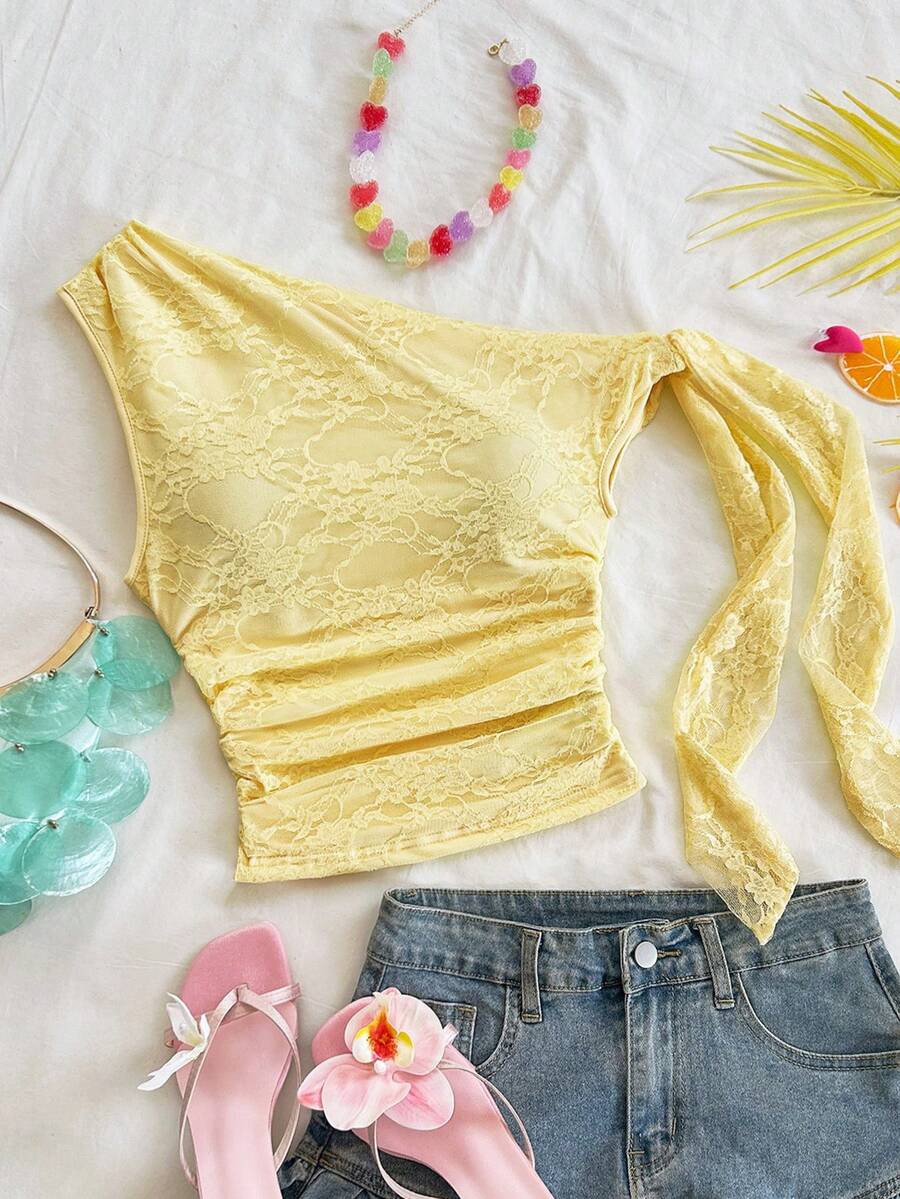 Soleia 女款淺黃色不對稱單肩綁帶上衣,優雅夏季度假波希米亞風飄逸修身蕾絲上衣,適合派對與音樂節 - 黃色 - 查看 1