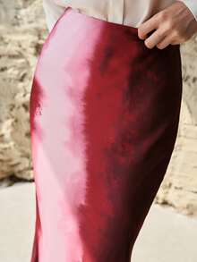 MOTF PREMIUM WOMEN'S OMBRE PRINT MAXI FISH TAIL SKIRT - Multicolor - View 6