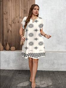 EMERY ROSE Casual Minimalist V-Neck Short Dress For Plus Size Women, Suitable For Spring/Summer, Vacation - Multicolor - View 6