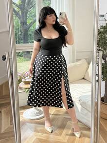 SHEIN EZwear 女士黑色圆领针织上衣和印花开衩裙两件套，加大码 - 黑色 - 查看 3