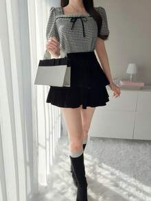 FRIFUL 女士千鸟格前系带短款花瓣袖时尚T恤 - 黑色 - 查看 2