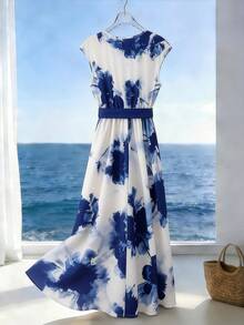 GlowEve 女士蓝色数码印花V领短袖收腰褶皱系带A字中长连衣裙，优雅显瘦，春夏款 - 藍色 - 查看 2