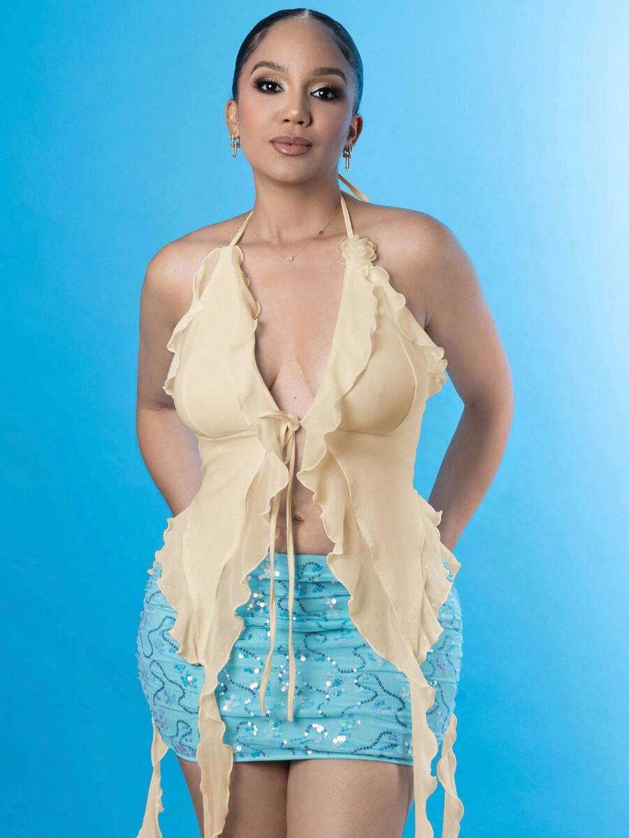 Melissa Matos 夏季浪漫白色荷叶边丝带和 3D 花朵系带上衣夏季女式上衣演唱会女装性感服装 - 杏色 - 查看 1
