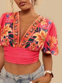 Travachic Plus Size Women's Pink Floral Tropical Print Deep V-Neck Flutter Sleeve Ruched Fitted Cropped Top,Summer Boho Vacation Holiday,Resort Style - Orange - View 4