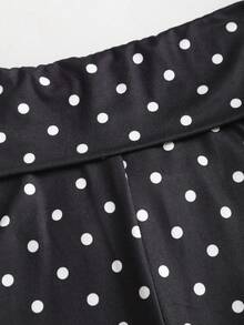 Sweetra Quần legging ngắn bó sát cạp thấp, in chấm bi đen, kiểu gập eo, dành cho nữ mùa xuân/hè, thích hợp cho kỳ nghỉ, bãi biển, phong cách retro, đi làm, dạo phố thanh lịch, hẹn hò, phong cách tối giản, học đường, mặc hàng ngày. - màu đen - Xem 4