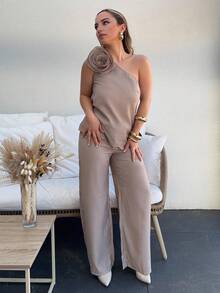 Jeta Ari 2 件套女士度假休闲纯色不对称领口花卉上衣和裤子套装 - 卡其色 - 查看 6