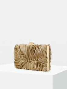 MOTF PREMIUM RUCHED KISS LOCK EVENING BAG - Gold - View 2