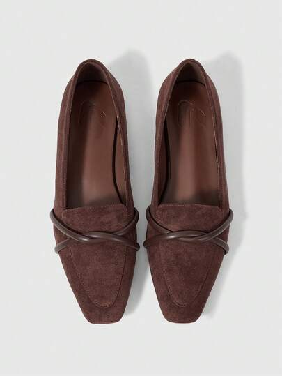 Sleekvia Women Shoes Small Square Toe Flat Bottom Brown Suede Cross Strip Soft Bottom Comfortable Retro Love Women's Flat Bottom Shoes Daily Commuting Office Workers Women's Flat Bottom Shoes