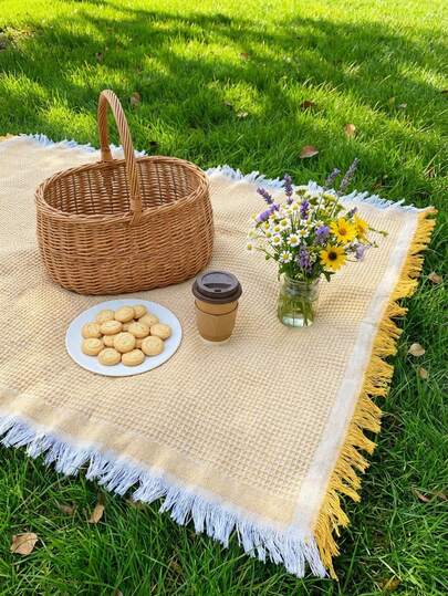 Cirelle Outdoor Picnic Mat – Stylish Moisture-Proof Blanket For Camping, Garden & Beach Days, Ins-Style Lawn Decor For Backyard Parties