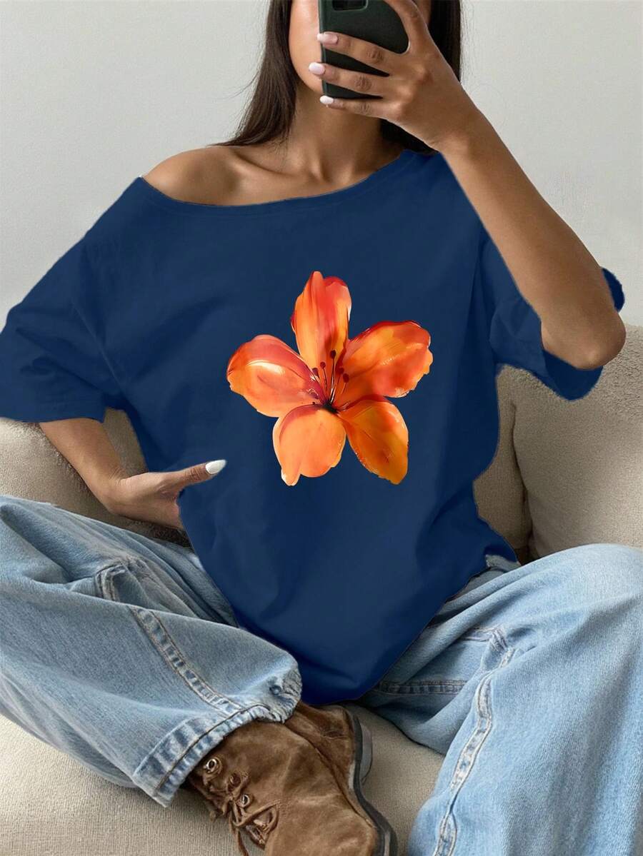 EMERY ROSE Plus Size Women's Yellow Hibiscus Floral Print Graphic Tee Beach T-Shirt, Summer - Navy Blue - View 1