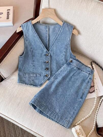 SHEIN 2pcs Women's Solid Color Casual Front Button Sleeveless V Neck Top And Baggy Shorts Denim Set,Comfortable Soft Outfits,Suitable For Spring And Summer Boho Beach,Season Vintage/Beach/Sea/Elegant Graduation Outfit,Casual Women's Jumpsuit,Summer Holiday Outfits ,Spring Clothes Outfit,Beach Outfits For Women,Vacation Outfits Women,Valentine's Day Outfit