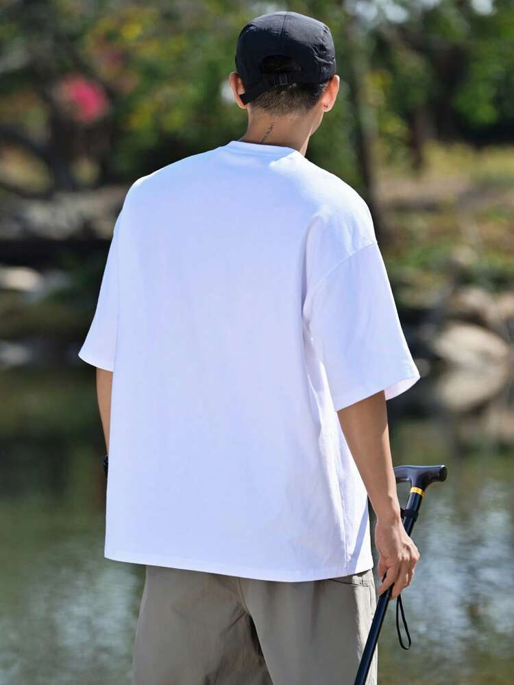 Men's White Short Sleeve T-Shirt With Label Design, Summer