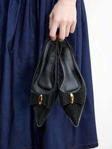 CUCCOO BIZCHIC 女士秋季黑色编织尖头后跟平底鞋，金属装饰蝴蝶结鞋 - 黑色 - 查看 5