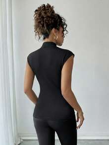 Rafferiza 女士性感V领网纱拼接露肩修身T恤，适合日常穿着，春夏款 - 黑色 - 查看 2