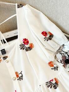 GlowEve CURVE Women's Elegant Casual Vacation Floral Print Short Sleeve Blouse - White - View 4