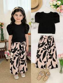 SHEIN LMoss Kids 两件套女童针织纯色圆领休闲T恤和梭织碎花休闲裤套装 - 杏色 - 查看 2