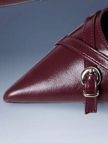 CUCCOO GRLICON 黑色漆皮尖头金属交叉绑带小猫跟穆勒鞋，2000年代风格，Y2K时尚，适合春夏度假季穿着 - 酒紅色 - 查看 4