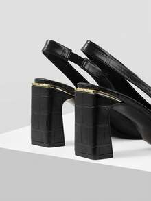 MOTF WOMEN'S EMBOSSED THICK HEEL CLOSED TOE SHOES - Black - View 9