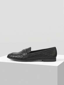 MOTF PREMIUM WOMEN'S COMFORTABLE VERSATILE FLAT HEEL SHOES SPRING SHOES - Black. - View 8