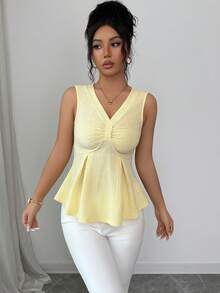 Selianne 优雅浪漫V领褶裥吊带背心，适合工作和度假穿着；荷叶边上衣；浅黄色上衣；夏季黄色上衣；娃娃衫上衣；黄色上衣；女士背心；女士上衣和衬衫；黄色上衣；女士黄色上衣；优雅女士上衣；夏季可爱新款女士上衣；女士夏季新款上衣；优雅女士上衣；女士休闲上衣 - 鵝黃色 - 查看 5