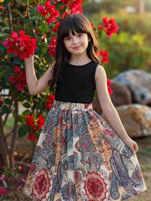 SHEIN 2件套女童夏季新款印花半身裙+黑色无袖上衣套装，休闲百搭，适合旅行、海滩、日常穿着 - 黑與白 - 查看 1