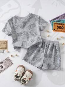 MONOPOLY X SHEIN Set 2pcs Baju dan Celana Pendek Kasual Bayi Laki-laki Motif Monopoli Kerah Bulat - Grey - View 2