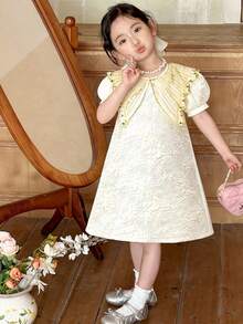 Đầm bé gái mùa xuân/hè/thu thanh lịch, tối giản, chất liệu vải dệt nổi, màu mơ, cổ áo thêu ngọc trai và đá pha lê, tay phồng, thích hợp cho mùa xuân/hè, kiểu dáng tối giản, thanh lịch, duyên dáng, phù hợp cho đi học, dã ngoại, kỳ nghỉ, tiệc tùng, lễ hội. - Màu be - Xem 11