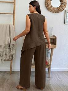 SHEIN Clasi Bộ đồ 2 mảnh dành cho nữ cỡ lớn, màu trơn, cổ tròn, vạt bất đối xứng, không tay và quần ống rộng, kiểu dáng rộng rãi, thoải mái. - màu nâu - Xem 2