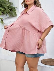 SHEIN CURVE+ Taglie curvy US22 Blusa stile francese con bottoni frontali, adatta per festival musicali, vacanze al mare, stile bohémien estivo. Tessuto confortevole e strutturato, casual e ampia, maniche corte, ideale per vacanze, spiaggia, laurea, tea festa, uscite. - Rosa antico - Visualizzare 5