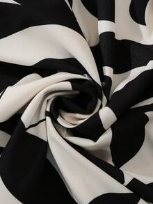 GlowEve 女士花卉植物印花拼接设计收腰A字连衣裙，优雅迷人，适合度假、通勤、音乐节、波西米亚风、法国里维埃拉风情、海滩、约会、复古风等多种场合，杏色和黑色搭配，中长款，是春夏新款。 - 彩色 - 查看 7