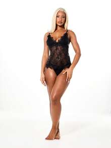 SUMWON WOMEN 精致蕾丝娃娃吊带背心，睫毛边饰，V领无袖，性感内衣风格，适合居家休闲、卧室穿着、新娘派对或情人节穿着。 - 黑色 - 查看 3