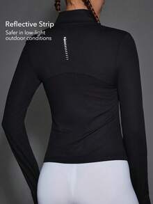 OutZeal 女士户外黑色T恤跑步健身服速干弹力修身长袖前半拉链运动上衣 - 黑色 - 查看 4