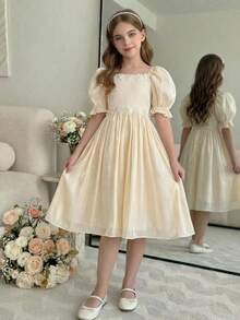 SHEIN Pitira 少女方领泡泡袖花朵装饰腰身优雅连衣裙，奢华连衣裙，派对连衣裙，适合派对、聚会、新年、约会等场合 - 杏色 - 查看 5