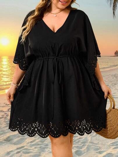 SHEIN CURVE+ Vestido de cubrir con cordón en la cintura, con diseño láser estilo bohemio, para mujeres de talla grande, para festival de música, vacaciones en la playa